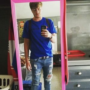 Meet your Posher, Damian